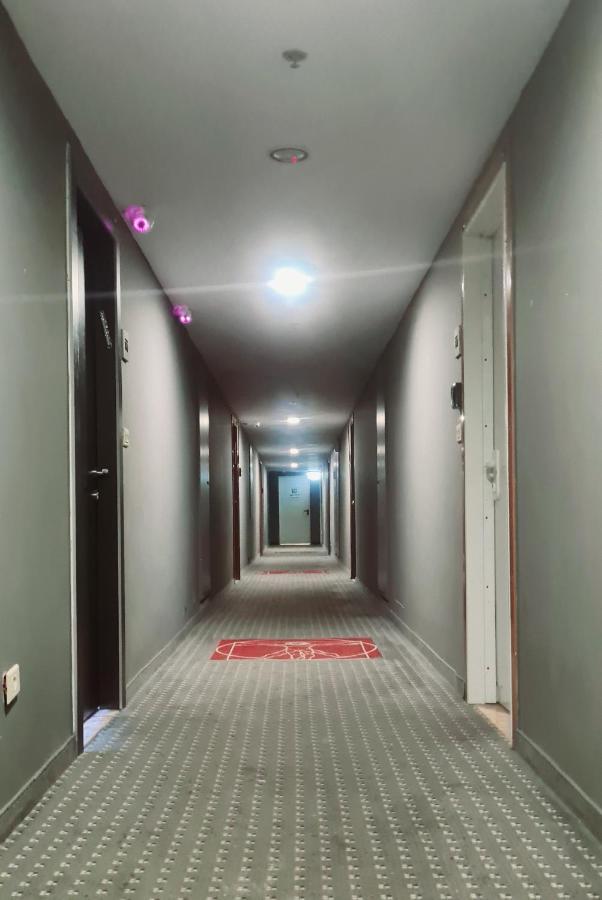 Go To Apartments In Leonardo Бат Ям Екстериор снимка