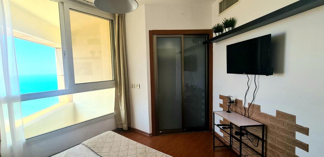 Go To Apartments In Leonardo Бат Ям Екстериор снимка