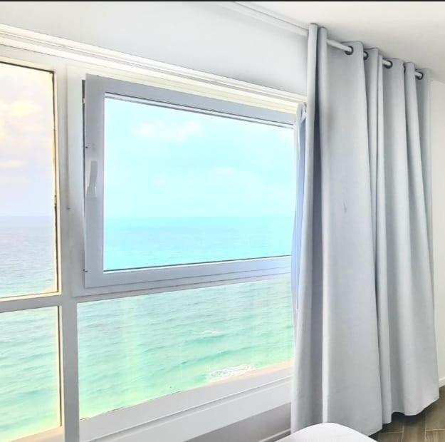 Go To Apartments In Leonardo Бат Ям Екстериор снимка