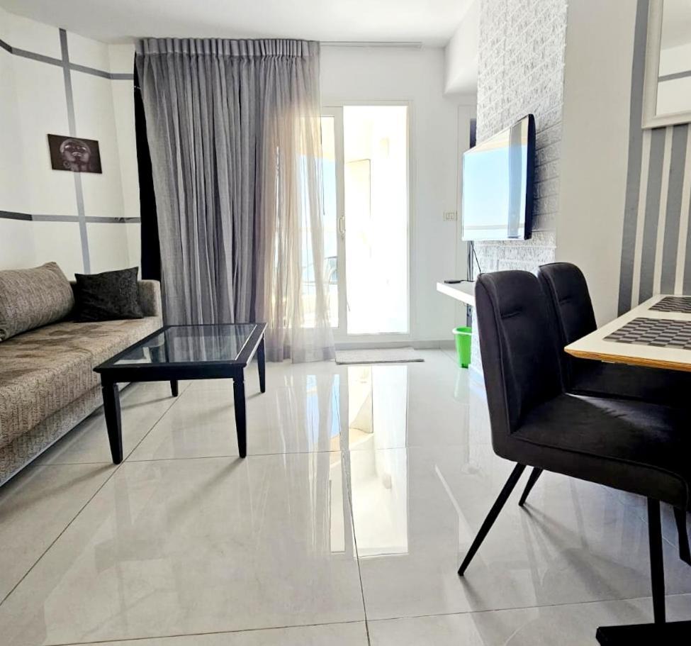Go To Apartments In Leonardo Бат Ям Екстериор снимка