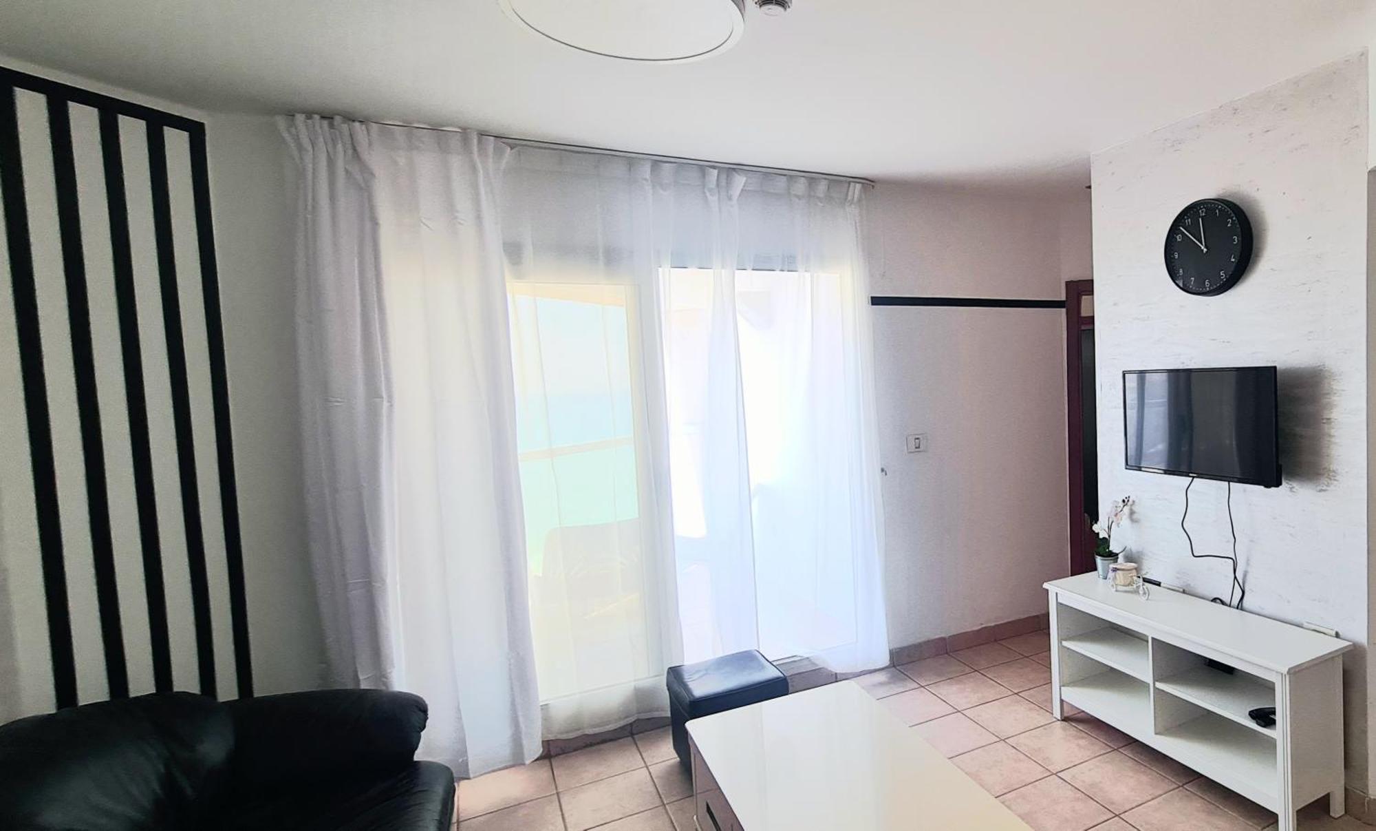 Go To Apartments In Leonardo Бат Ям Стая снимка