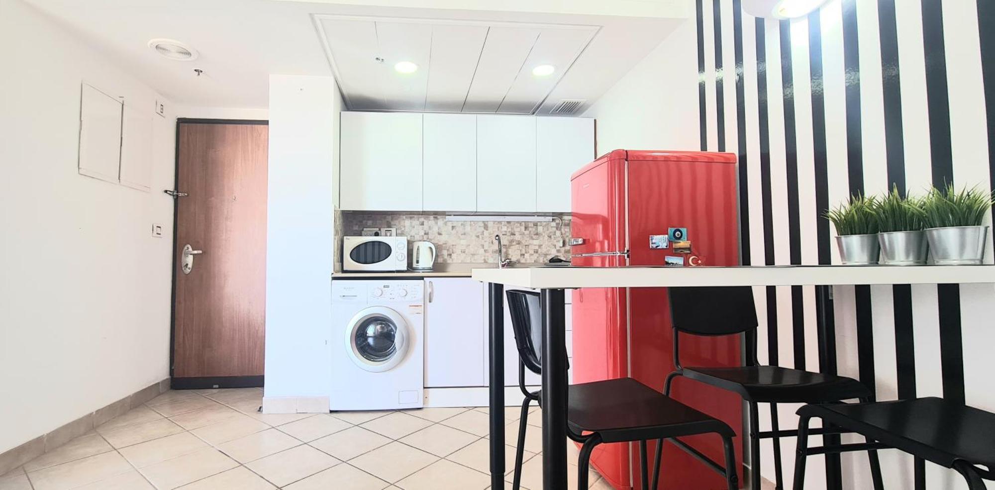 Go To Apartments In Leonardo Бат Ям Стая снимка